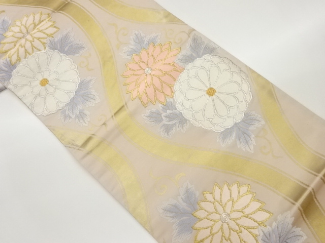 立涌に菊模様織出し袋帯